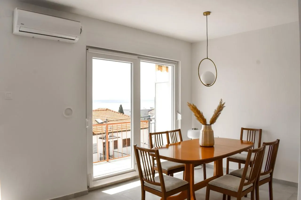 Apartment Olea Crikvenica - With Beautiful Sea View, Near The Sandy Beach And Center